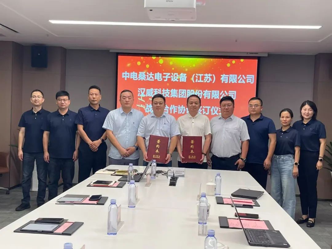 今年会-杨浦大学路科创街区再发力：一场AIGC思辨会，点燃区域创新生态